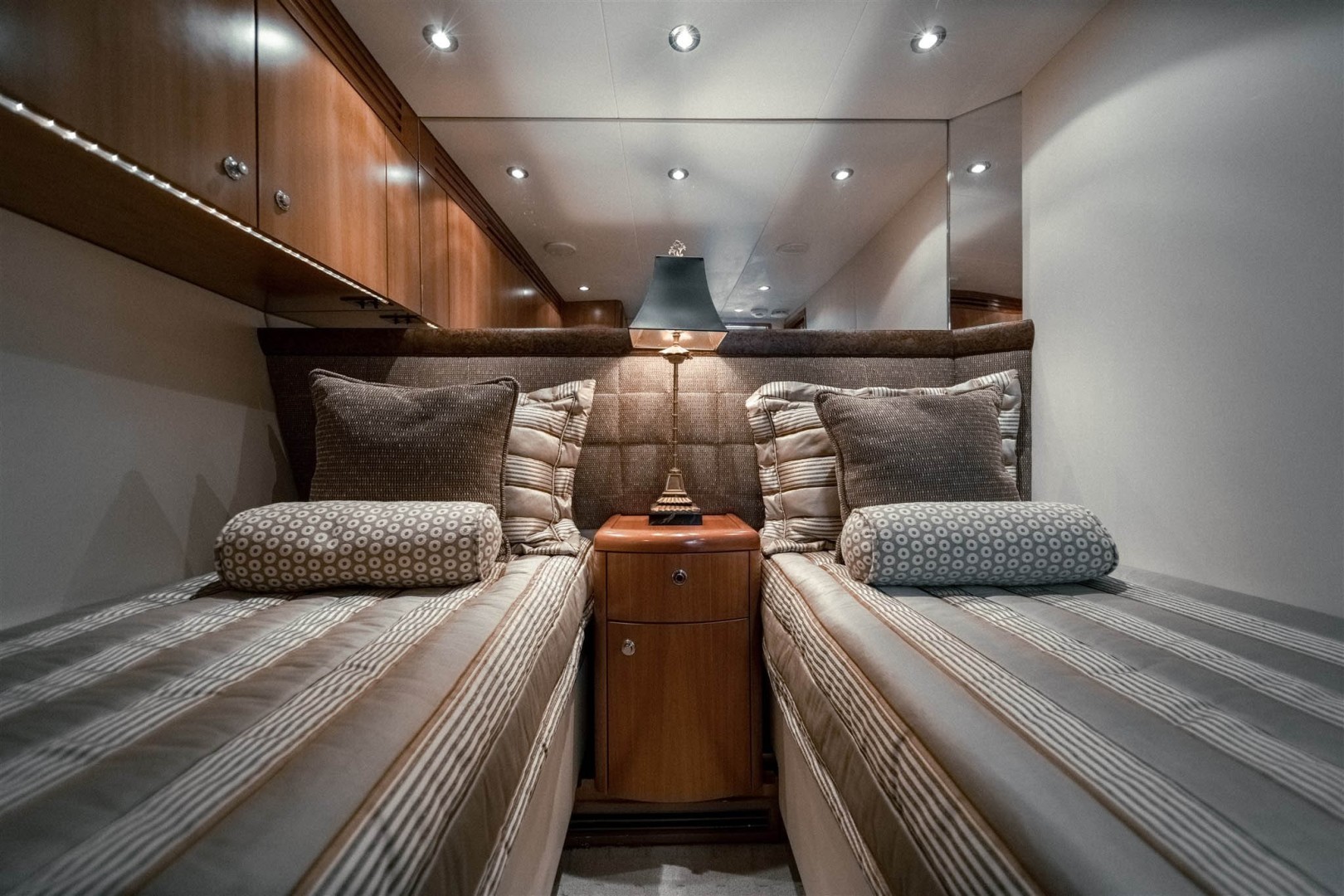 Hatteras-68 Convertible 2006-Dr. Dark Boca Raton-Florida-United States-Twin Berths Slide together and Convert to Queen-1685774 | Thumbnail