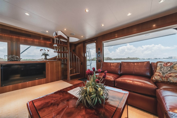 Hatteras-68 Convertible 2006-Dr. Dark Boca Raton-Florida-United States-Salon Looking to Starboard-1685746