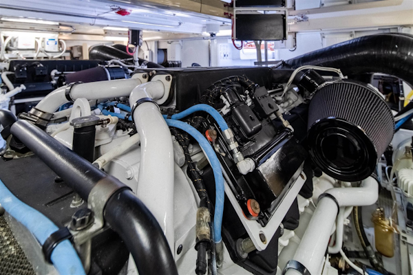 Hatteras-68 Convertible 2006-Dr. Dark Boca Raton-Florida-United States-Engine Room-1685830