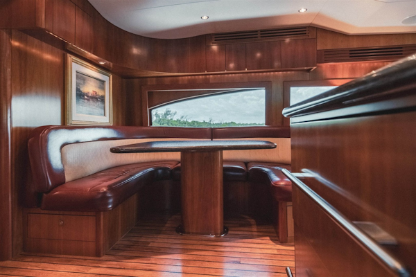 Hatteras-68 Convertible 2006-Dr. Dark Boca Raton-Florida-United States-U-Shaped Dinette and Drawers-1685751