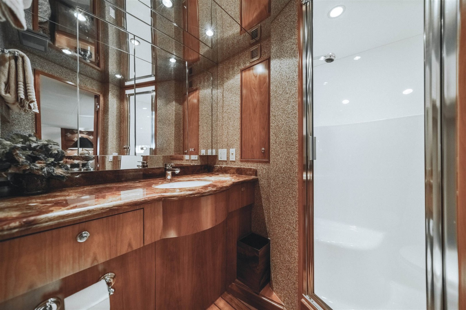 Hatteras-68 Convertible 2006-Dr. Dark Boca Raton-Florida-United States-Master Ensuite Head and Shower-1685760 | Thumbnail