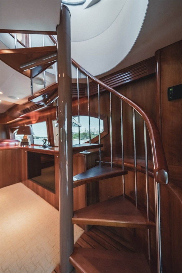 Hatteras-68 Convertible 2006-Dr. Dark Boca Raton-Florida-United States-Spiral Staircase to Flybridge Enlarged for Easy Access-1685747
