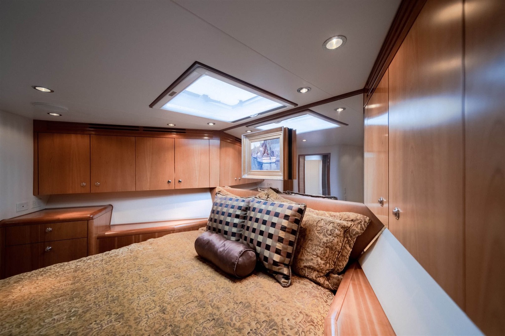 Hatteras-68 Convertible 2006-Dr. Dark Boca Raton-Florida-United States-Overhead Opening Hatch-1685762 | Thumbnail
