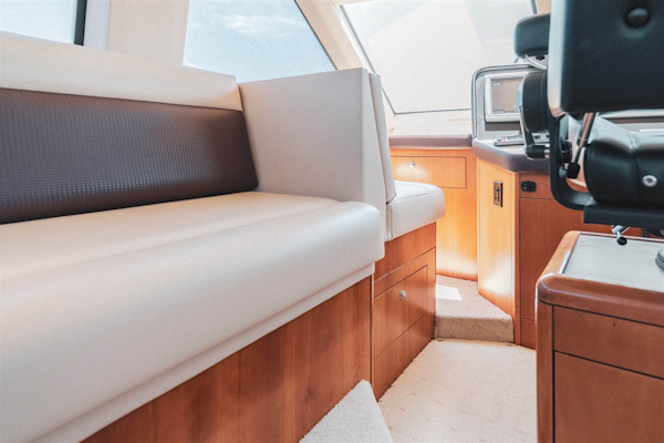Hatteras-68 Convertible 2006-Dr. Dark Boca Raton-Florida-United States-Elevated Lounge L-Shaped Seating-1685792