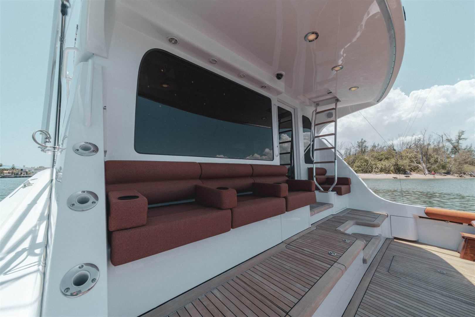 Hatteras-68 Convertible 2006-Dr. Dark Boca Raton-Florida-United States-Mezzanine Seating-1685814 | Thumbnail