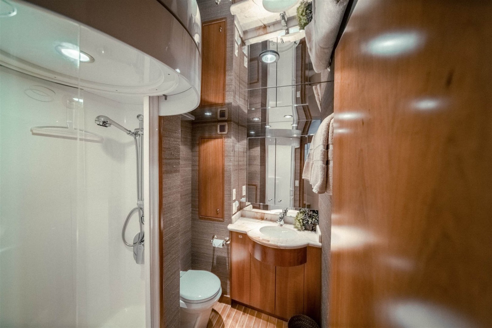 Hatteras-68 Convertible 2006-Dr. Dark Boca Raton-Florida-United States-Shower and Head-1685770 | Thumbnail