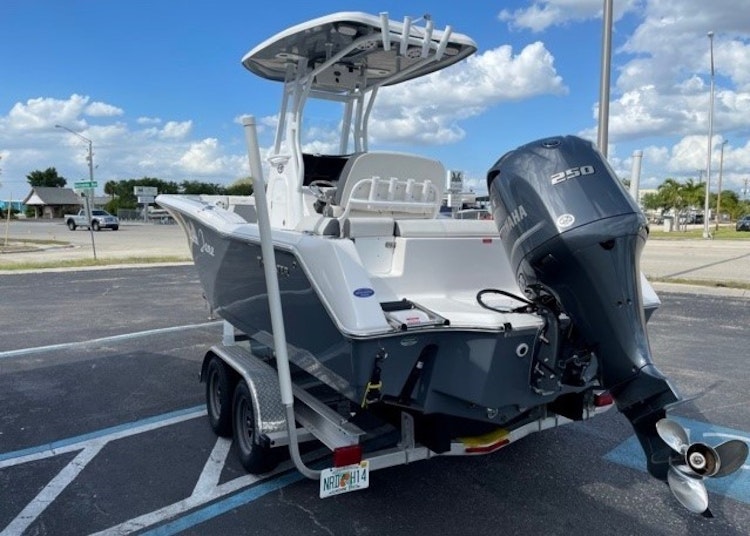 Used Tidewater 23' 232 LXF For Sale In Florida United Yacht Sales