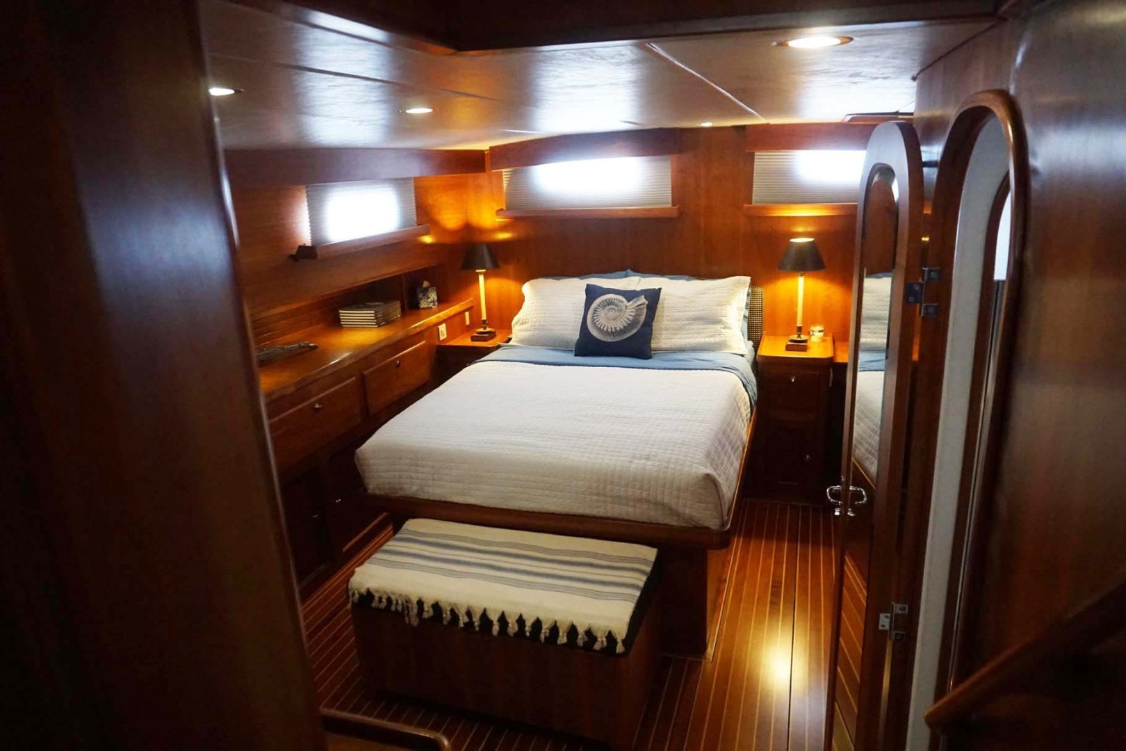 Alden Yachts-Flybridge 2003-Marie Miami-Florida-United States Master-1696523 | Thumbnail