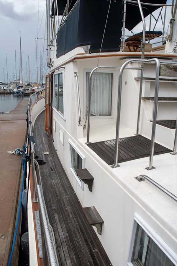 Grand Banks-42 Classic 1993-GOOD DAY Mount Pleasant-South Carolina-United States-Port Side Deck Aft-1701026