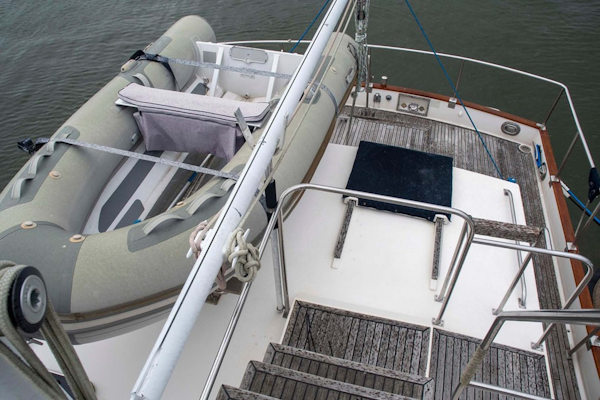 Grand Banks-42 Classic 1993-GOOD DAY Mount Pleasant-South Carolina-United States-Custom Fold Down Mast-1701021