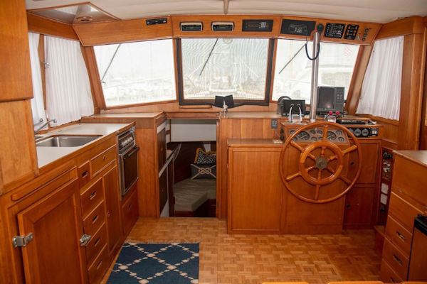 Grand Banks-42 Classic 1993-GOOD DAY Mount Pleasant-South Carolina-United States-Galley and Lower Helm-1700959