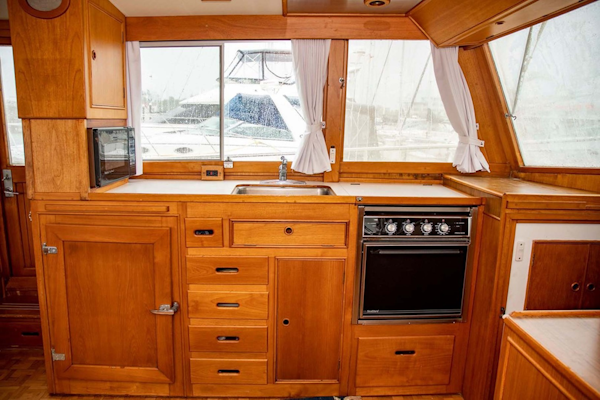 Grand Banks-42 Classic 1993-GOOD DAY Mount Pleasant-South Carolina-United States-5 Deep Drawers Under Counter-1700956