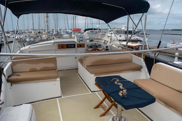 Grand Banks-42 Classic 1993-GOOD DAY Mount Pleasant-South Carolina-United States-Flybridge Seating Fore and Aft-1701018