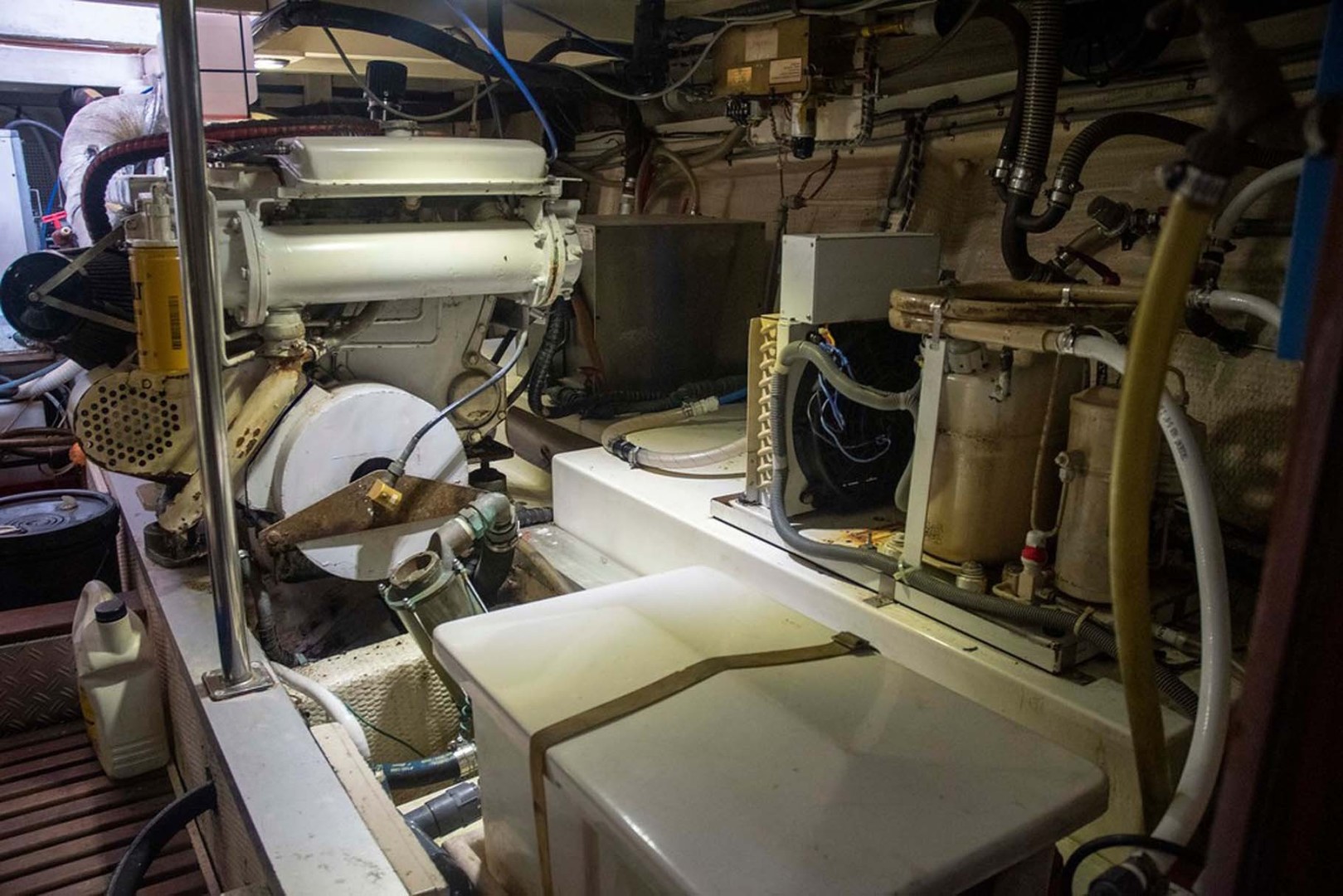 Grand Banks-42 Classic 1993-GOOD DAY Mount Pleasant-South Carolina-United States-Engine Room-1701040 | Thumbnail
