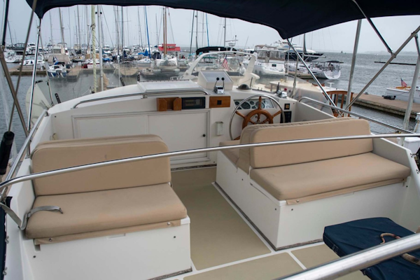 Grand Banks-42 Classic 1993-GOOD DAY Mount Pleasant-South Carolina-United States-Flybridge Seating-1701017
