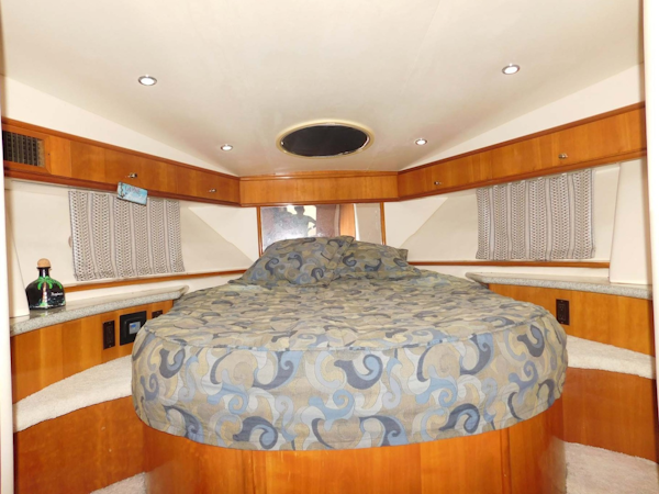 Carver-444 Cockpit Motor Yacht 2001-Happiness Merritt Island-Florida-United States-Queen Island Berth with Storage-1706159