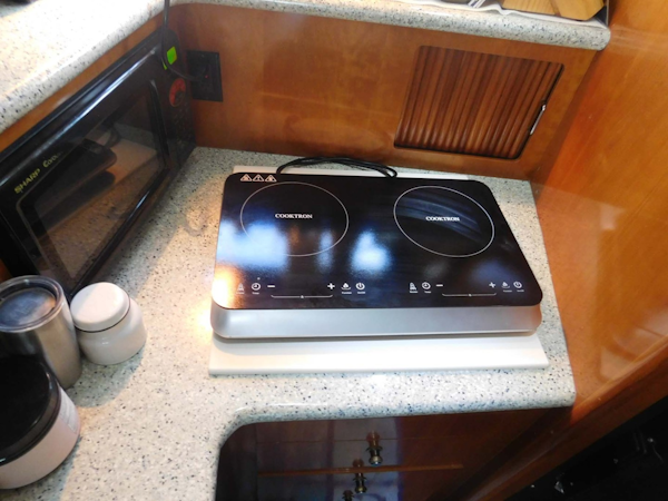 Carver-444 Cockpit Motor Yacht 2001-Happiness Merritt Island-Florida-United States-Two Burner Induction Cook Top-1706149