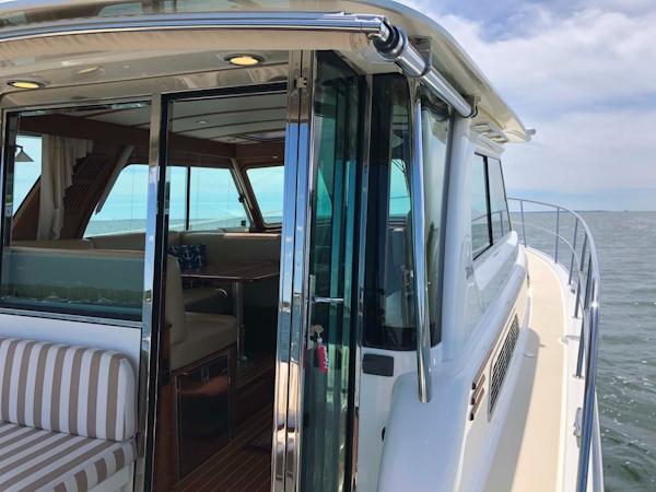 Sabre-38 Salon Express 2019-Respite Falmouth-Massachusetts-United States-1714390