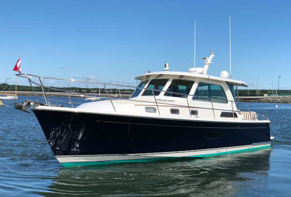 Sabre-38 Salon Express 2019-Respite Falmouth-Massachusetts-United States-1714442