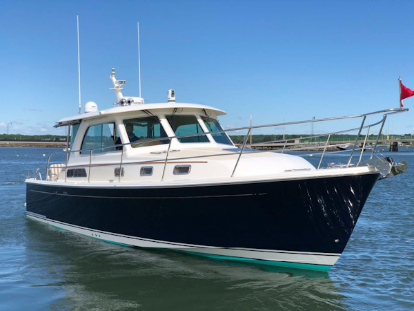 Sabre-38 Salon Express 2019-Respite Falmouth-Massachusetts-United States-1714441