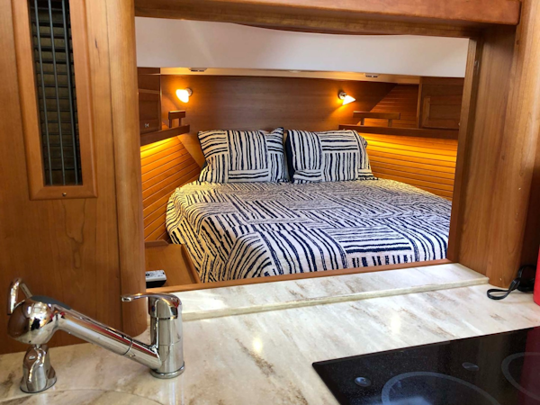 Sabre-38 Salon Express 2019-Respite Falmouth-Massachusetts-United States-1714399