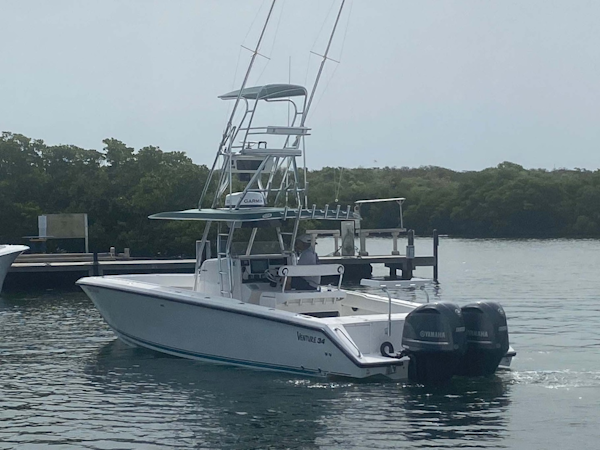 Venture-Center Console 2002 -Tavernier-Florida-United States Port Aft-1710227