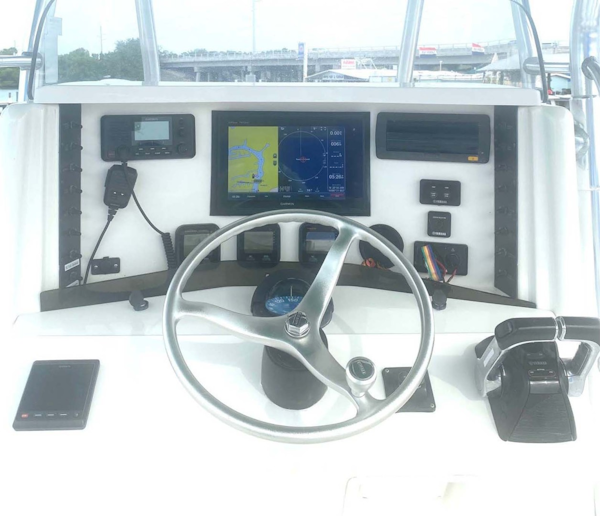Venture-Center Console 2002 -Tavernier-Florida-United States-Helm Electronics-1710220