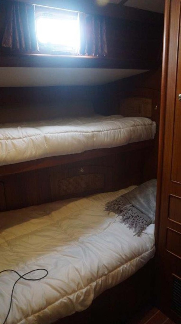 Little Harbor-WhisperJet Flybridge Cruiser 1999-Sheer Luck Marco Island-Florida-United States-Twin Bunks-1722834