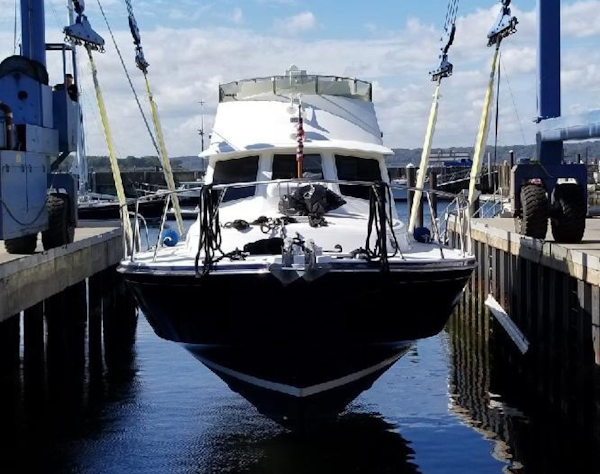 Little Harbor-WhisperJet Flybridge Cruiser 1999-Sheer Luck Marco Island-Florida-United States-Haul Out  In Slings-1724846