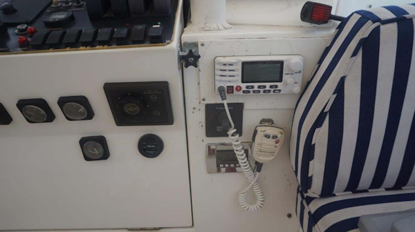 Little Harbor-WhisperJet Flybridge Cruiser 1999-Sheer Luck Marco Island-Florida-United States-Standard Horizon VHF-1722865