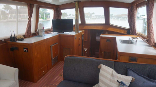 Little Harbor-WhisperJet Flybridge Cruiser 1999-Sheer Luck Marco Island-Florida-United States-Salon Looking Forward-1722815