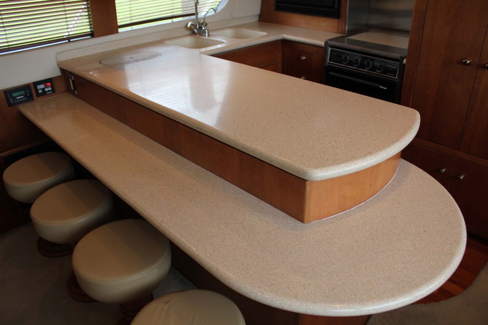 Carver-53 Voyager 1998-Sitting Duck Cape Coral-Florida-United States Galley Counter Top-1724544 | Thumbnail