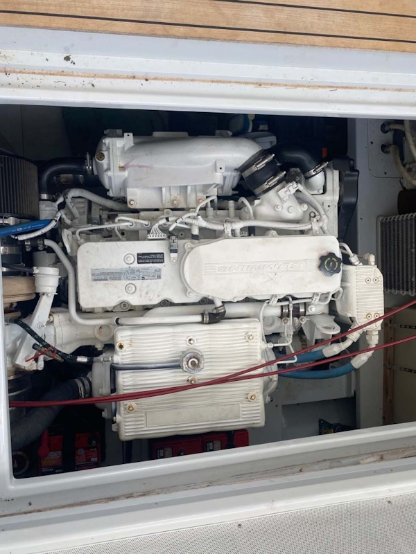 Custom-Billy Knowles Express 2001-FLeetwood Key Largo-Florida-United States-Starboard Motor-1724727