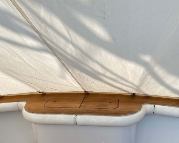 Custom-Billy Knowles Express 2001-FLeetwood Key Largo-Florida-United States Drop Curtain-1724725