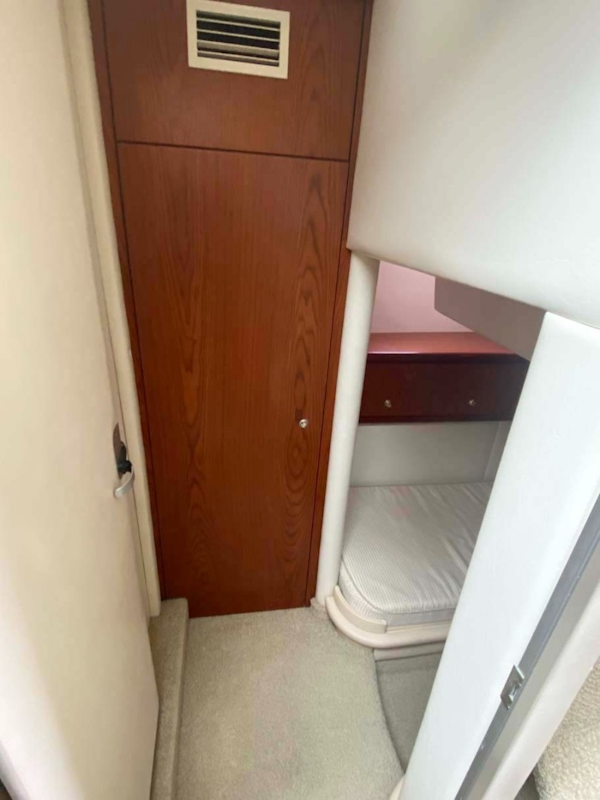 Maxum-4600 SCB 2000-Four Cs Seattle-Washington-United States-Guest Cabin-1726711