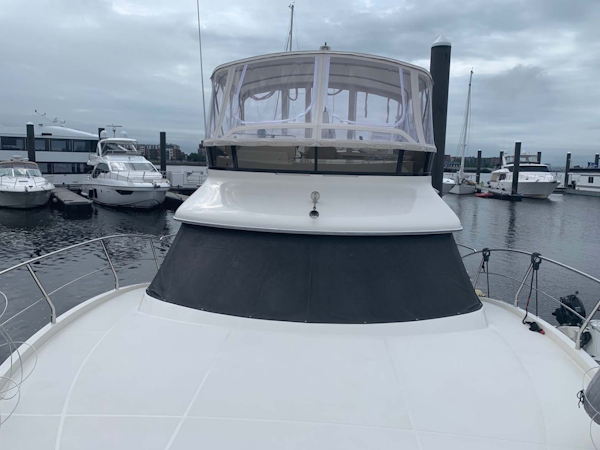 Carver-C40 Command Bridge 2014-FINAL TOUCH Charlestown-Massachusetts-United States-Foredeck View Aft-1728515