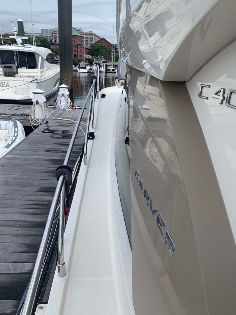 Carver-C40 Command Bridge 2014-FINAL TOUCH Charlestown-Massachusetts-United States-Port Side Deck-1728517 | Thumbnail
