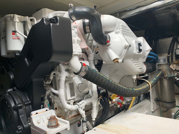 Carver-C40 Command Bridge 2014-FINAL TOUCH Charlestown-Massachusetts-United States-Starboard Engine-1728550
