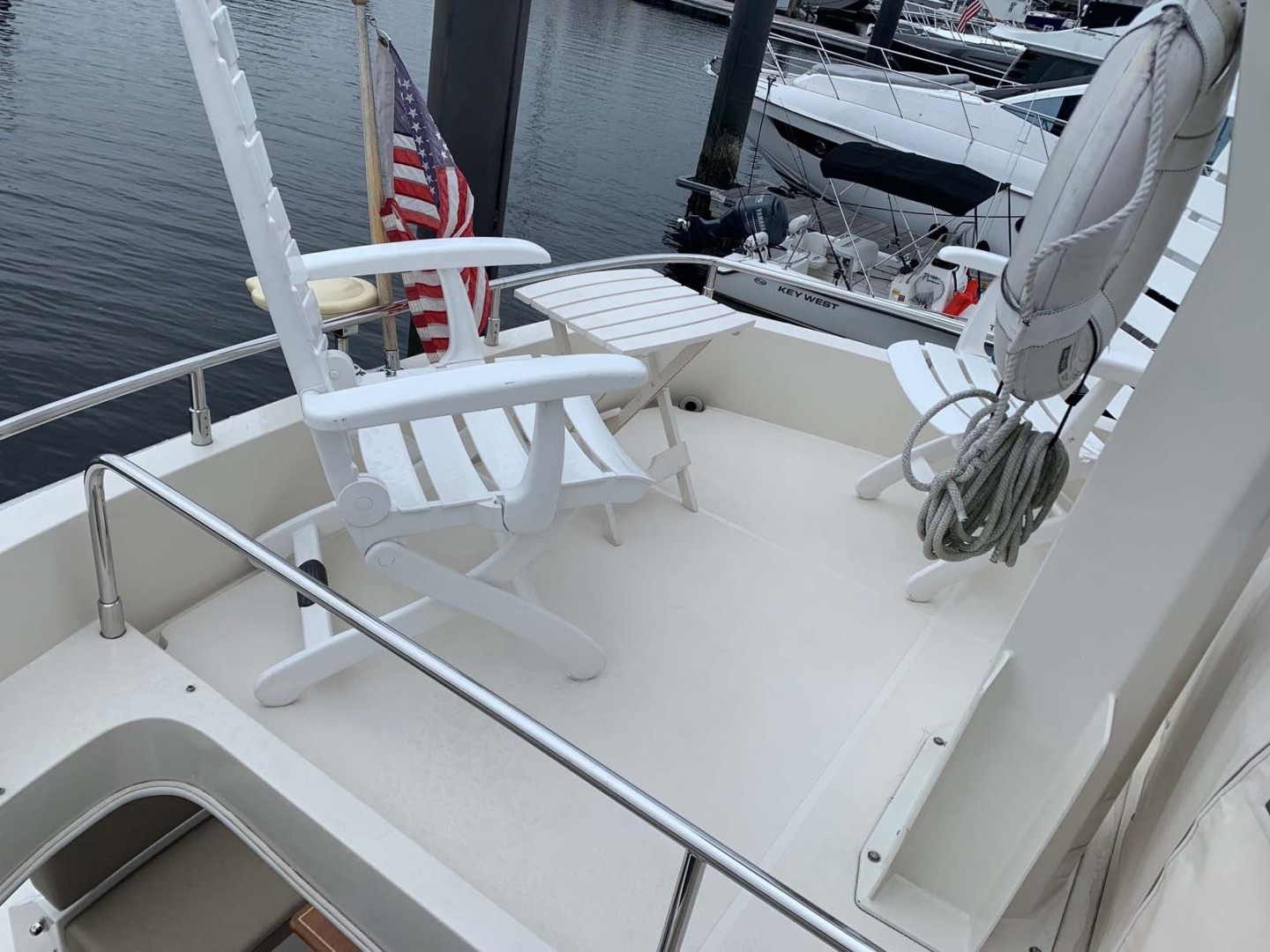 Carver-C40 Command Bridge 2014-FINAL TOUCH Charlestown-Massachusetts-United States-Flybridge Aft Deck Lounge Area-1728542 | Thumbnail