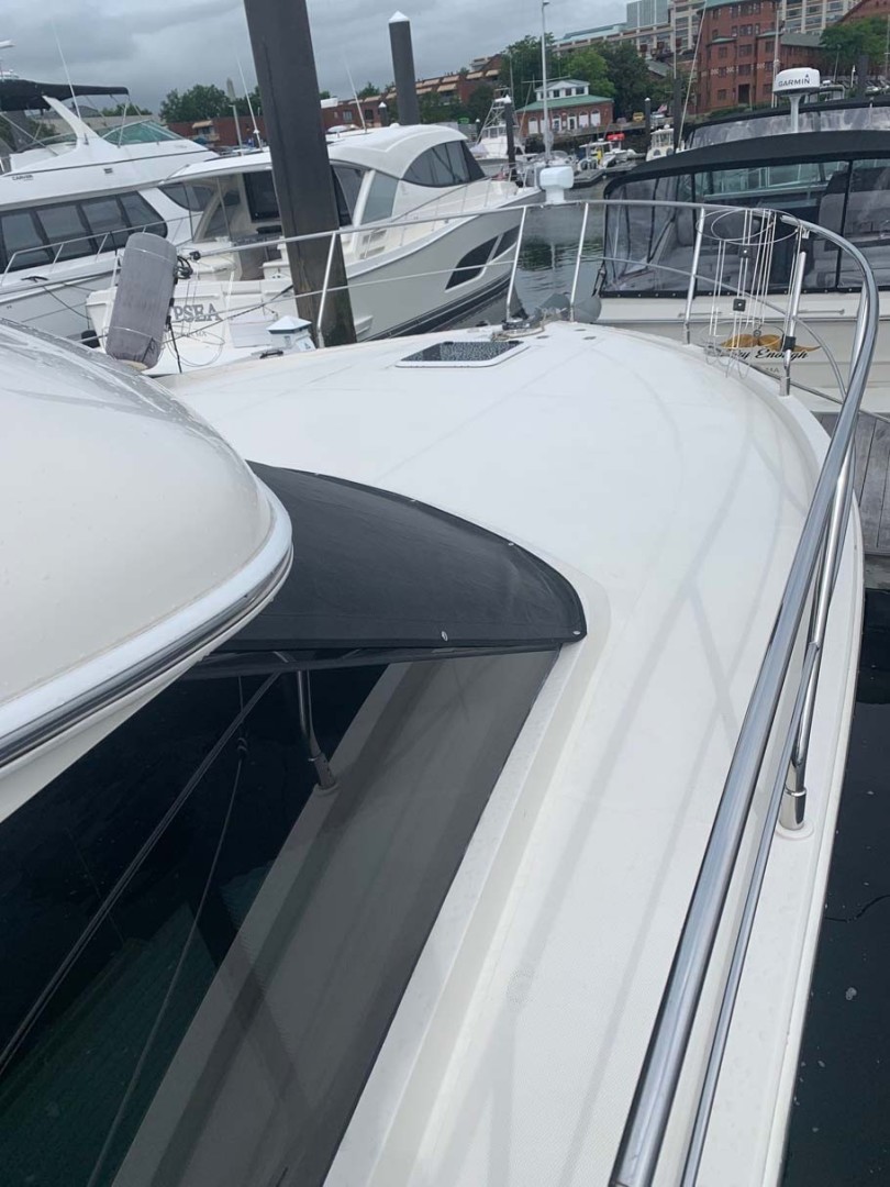 Carver-C40 Command Bridge 2014-FINAL TOUCH Charlestown-Massachusetts-United States-Foredeck View-1728516 | Thumbnail