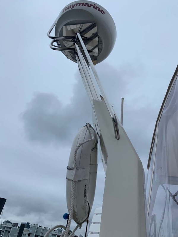 Carver-C40 Command Bridge 2014-FINAL TOUCH Charlestown-Massachusetts-United States-Radar Mast-1728518