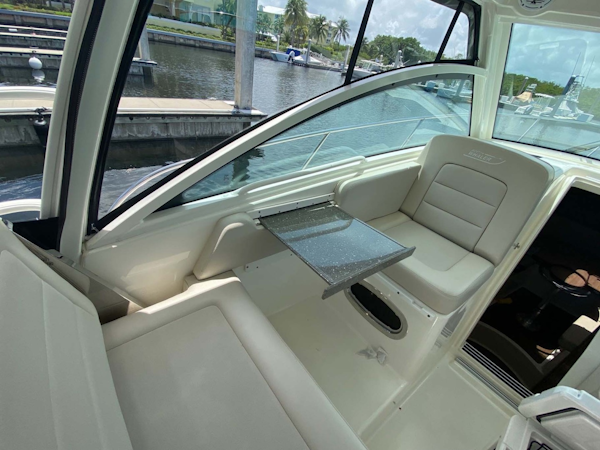 Boston Whaler-315 Conquest 2018 -Key Largo-Florida-United States-Cockpit Table-1733278
