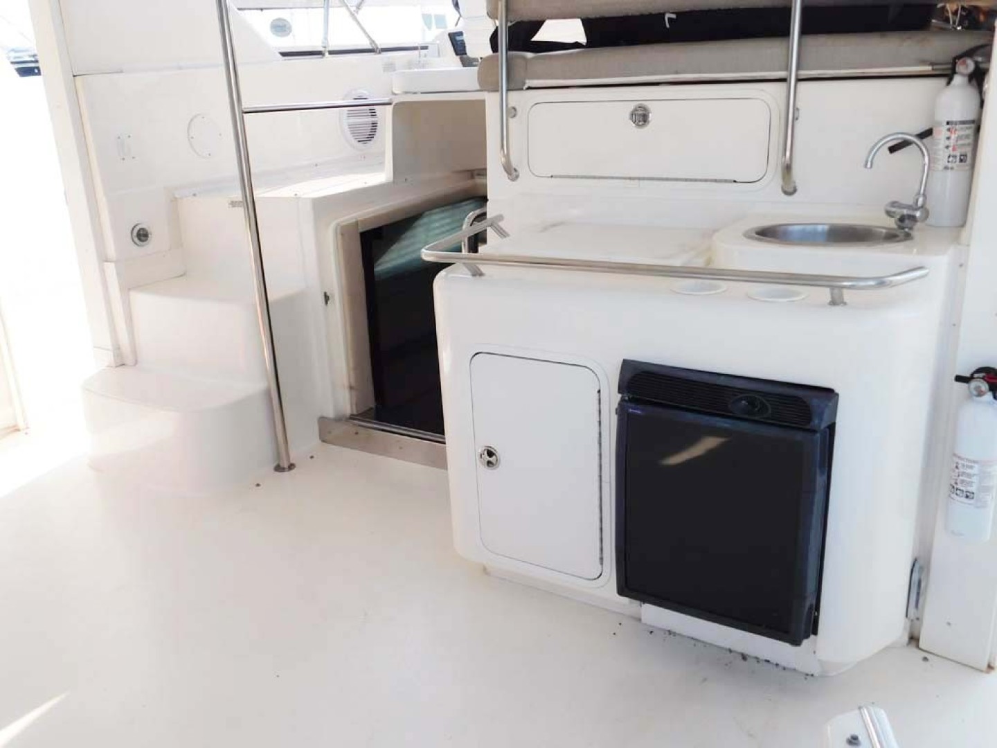 Sea Ray-420 Aft Cabin Motor Yacht 2002-TRAVELER Merritt Island-Florida-United States-Aft Deck Wet Bar-1749440 | Thumbnail