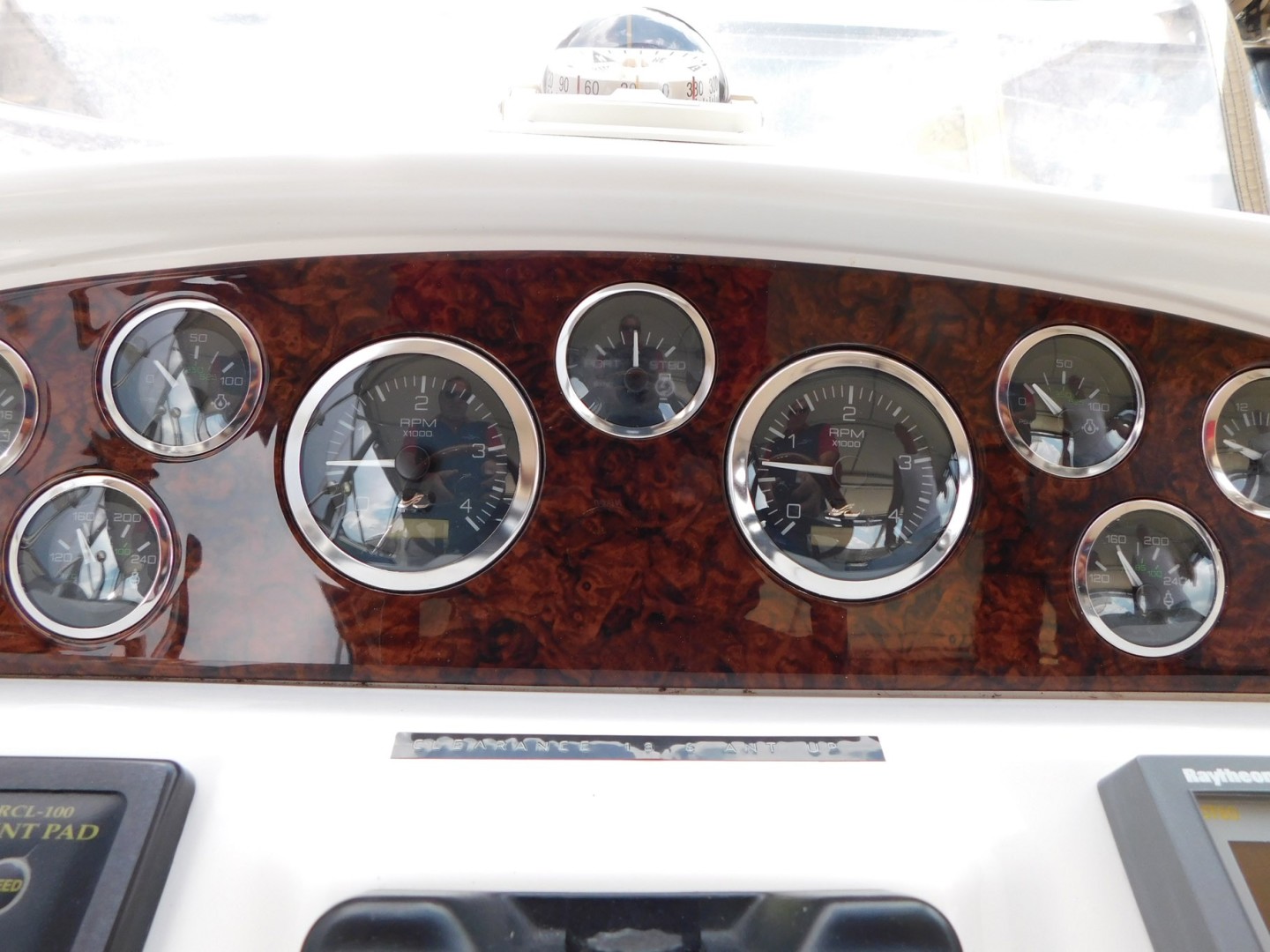 Sea Ray-420 Aft Cabin Motor Yacht 2002-TRAVELER Merritt Island-Florida-United States-Helm Dash-1749423 | Thumbnail