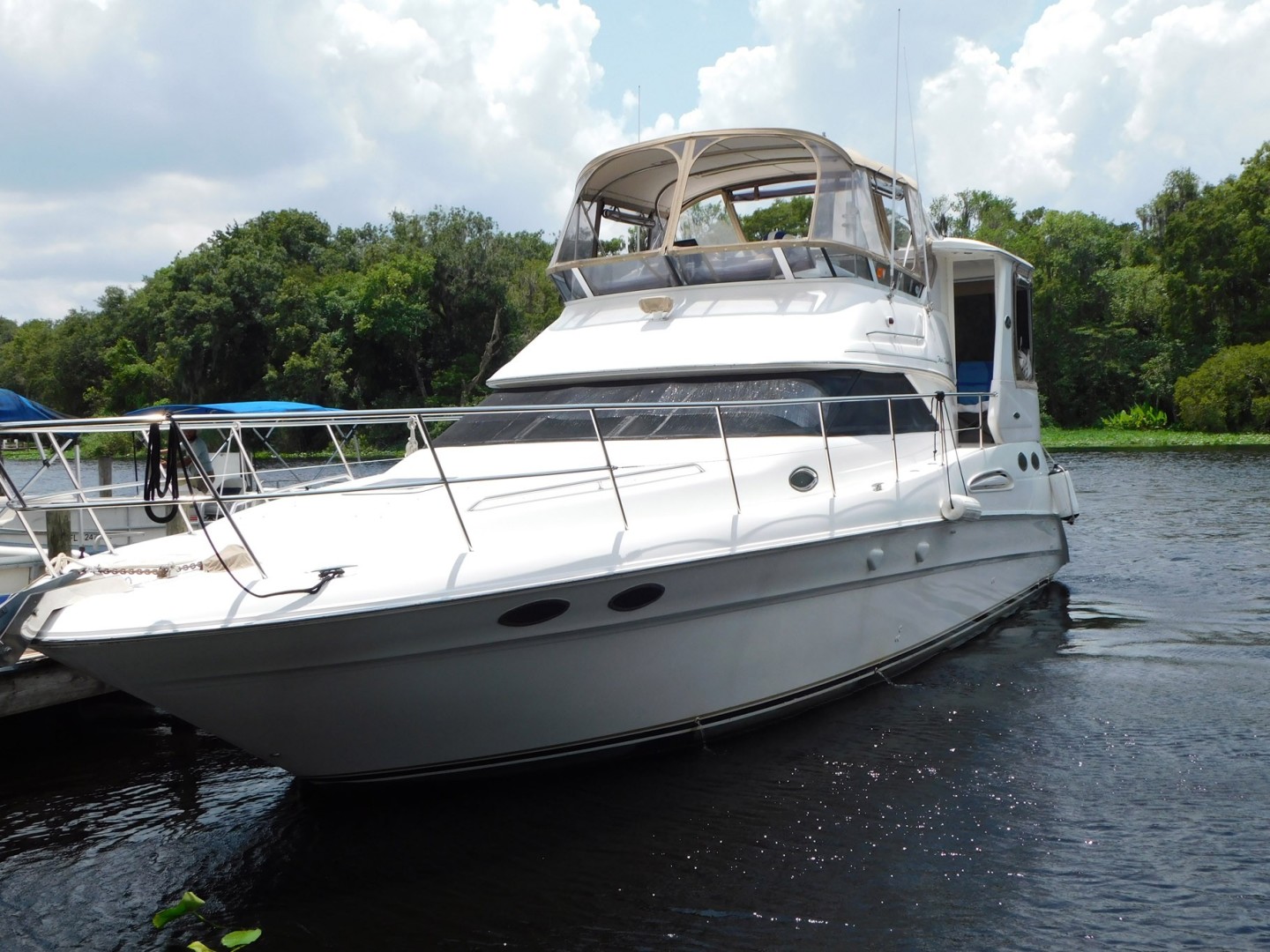 Sea Ray-420 Aft Cabin Motor Yacht 2002-TRAVELER Merritt Island-Florida-United States-Port Bow-1749456 | Thumbnail