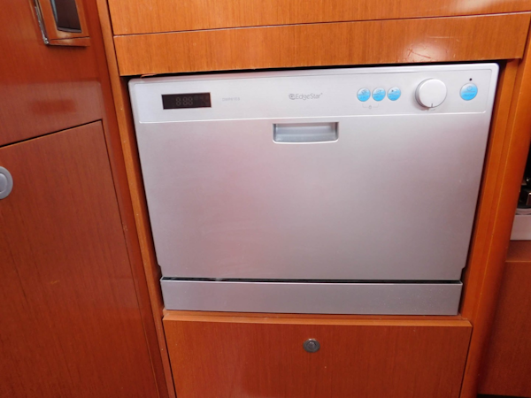 Beneteau-Oceanis 60 2016-Sweet Dreams Cape Canaveral-Florida-United States-Edgestar Dishwasher-1749689