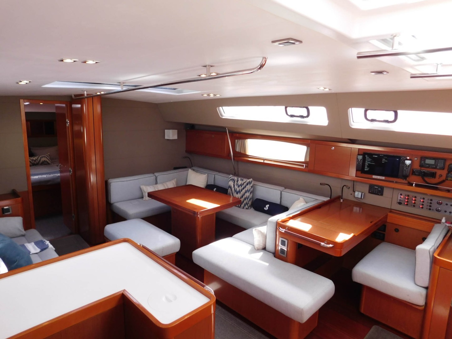 Beneteau-Oceanis 60 2016-Sweet Dreams Cape Canaveral-Florida-United States-Navigation Table and Salon U-Shaped Settee to Starboard-1749695 | Thumbnail