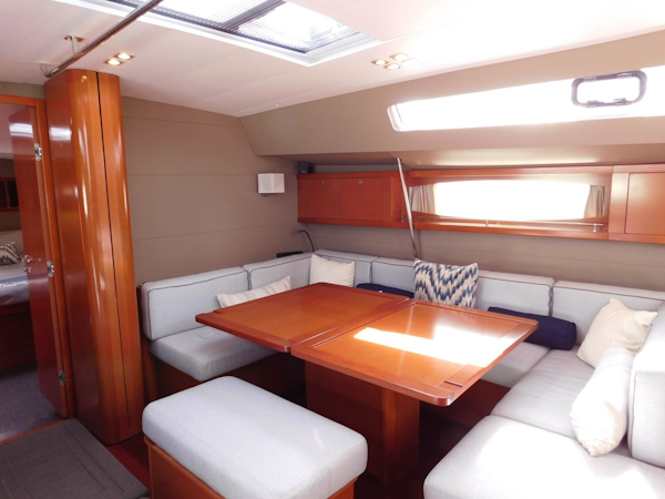 Beneteau-Oceanis 60 2016-Sweet Dreams Cape Canaveral-Florida-United States-U-Shaped Settee-1749696