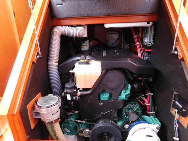 Beneteau-Oceanis 60 2016-Sweet Dreams Cape Canaveral-Florida-United States-Engine Compartment-1749718