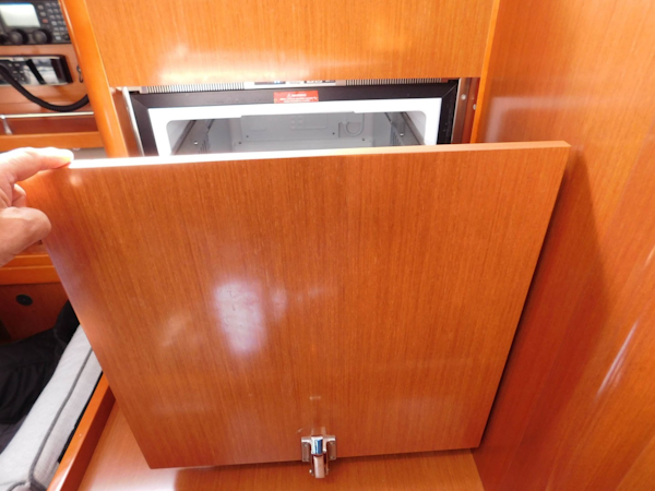 Beneteau-Oceanis 60 2016-Sweet Dreams Cape Canaveral-Florida-United States-Ice Maker-1749690
